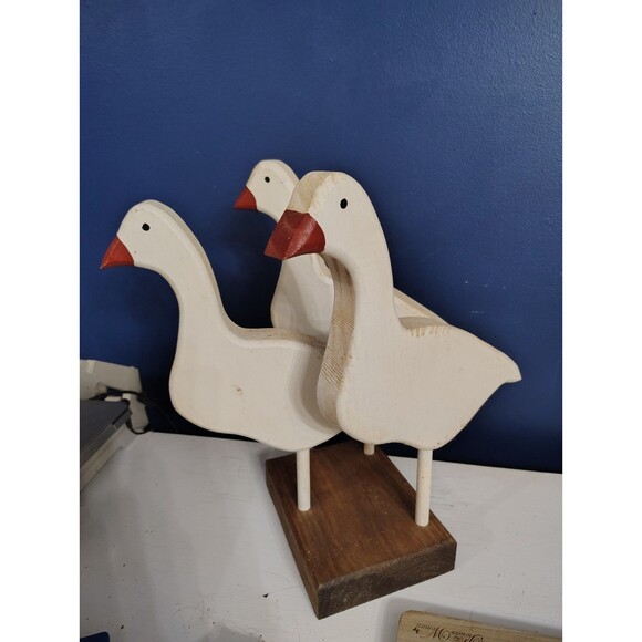 Vintage Folk Art Goose Geese Flock Wooden Hand Painted White Country large - Picture 4 of 7